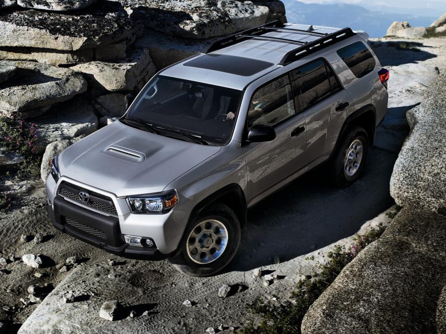  Toyota 4Runner Trail 2009 года  (фото 25 из 30)